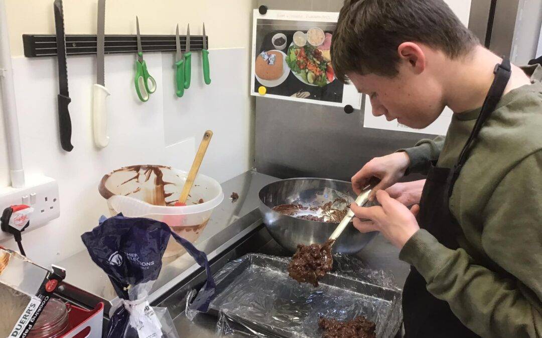 Students make a delicious array of fridge cakes!